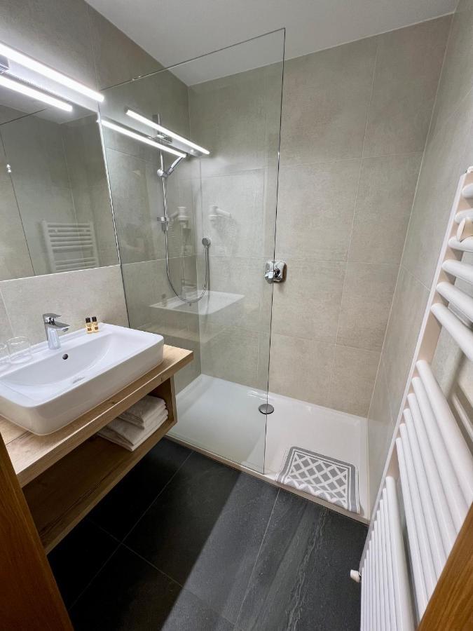 Zur Bruecke Apartments And Rooms - Your Home In Heart Of South Tyrol, With Brixencard And Free Parking Fortezza Exterior photo