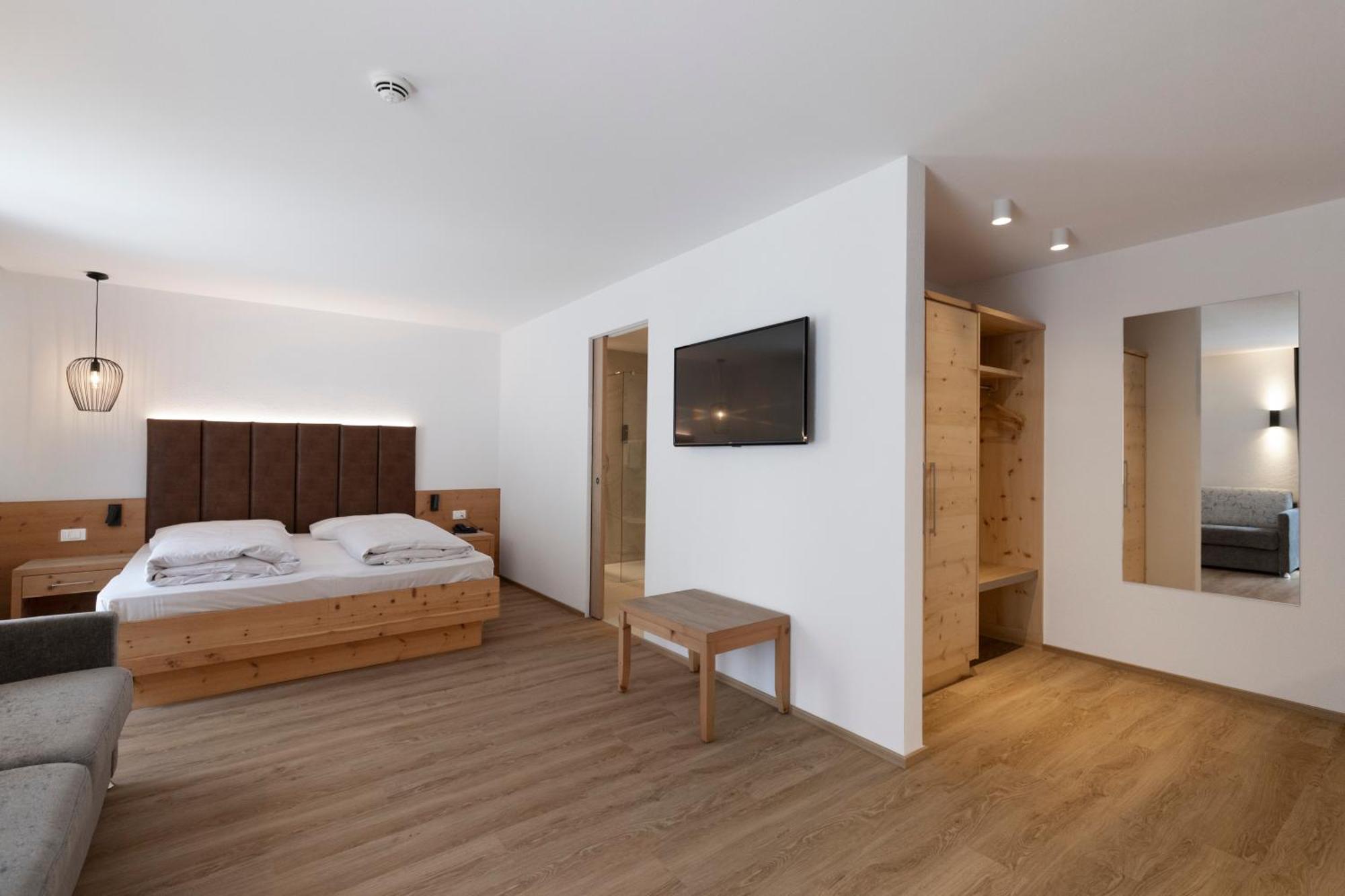 Zur Bruecke - Your Home In Heart Of South Tyrol, With Brixencard And Free Parking Fortezza Exterior photo