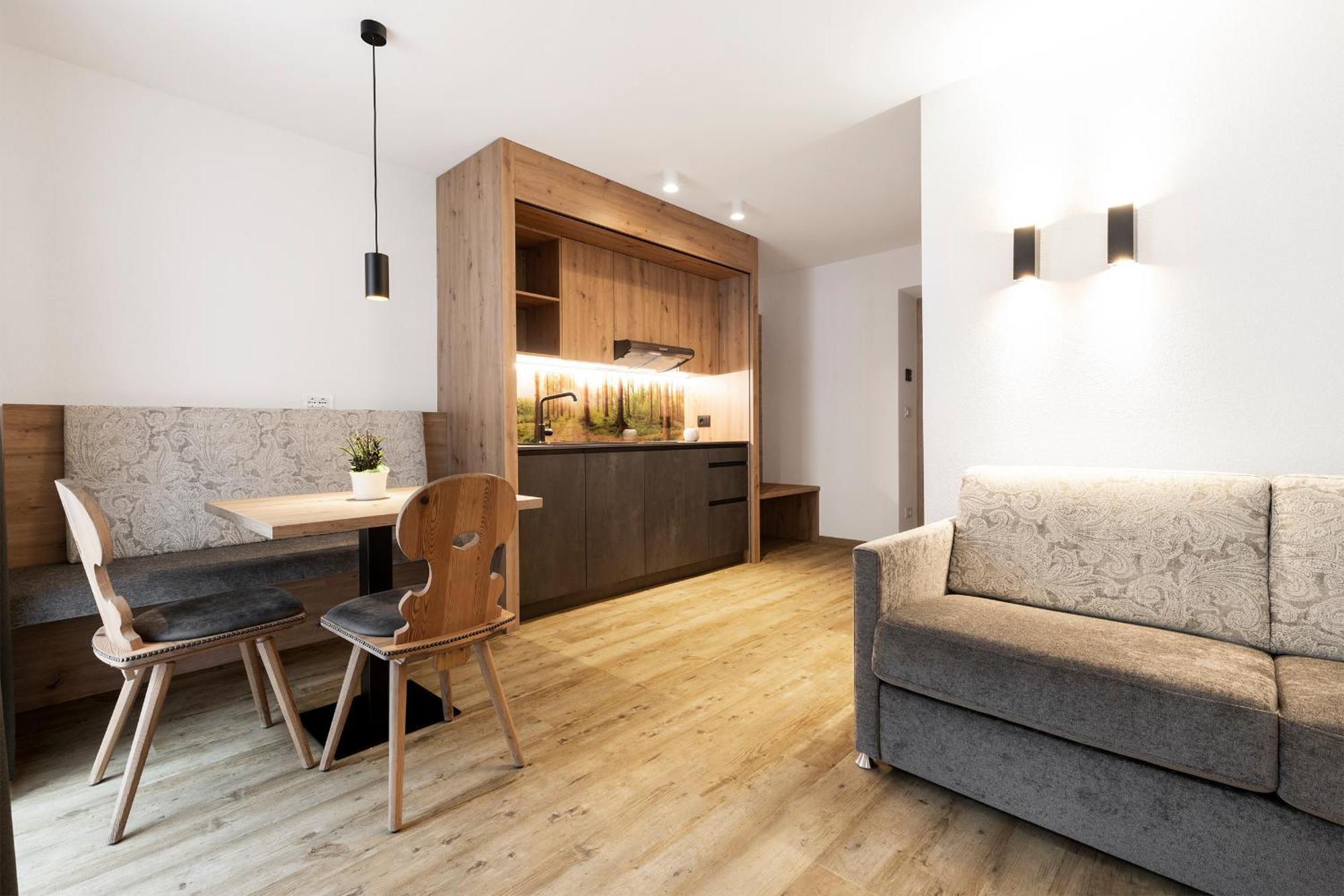 Zur Bruecke Apartments And Rooms - Your Home In Heart Of South Tyrol, With Brixencard And Free Parking Fortezza Exterior photo