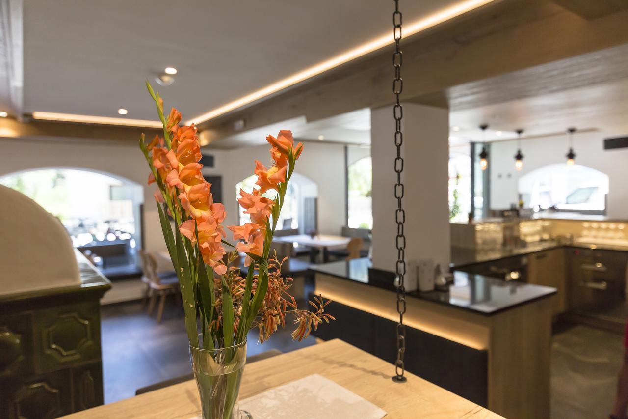 Zur Bruecke Apartments And Rooms - Your Home In Heart Of South Tyrol, With Brixencard And Free Parking Fortezza Exterior photo